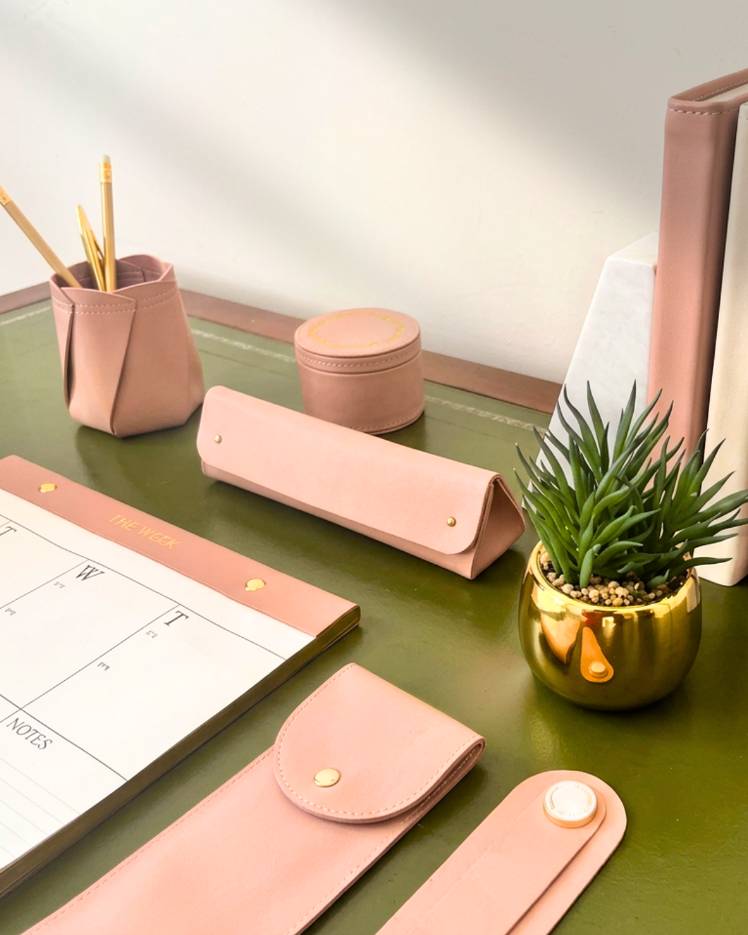 The Oxford Desk Collection